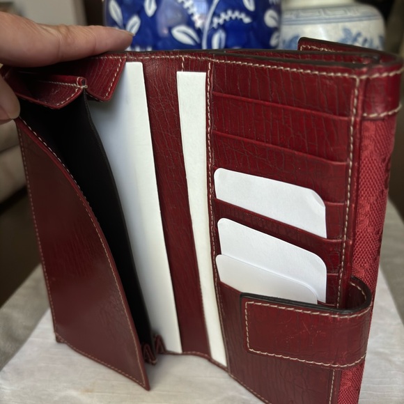 Gucci Wallet Large GG logo Canvas & Leather in Red - Picture 4 of 11